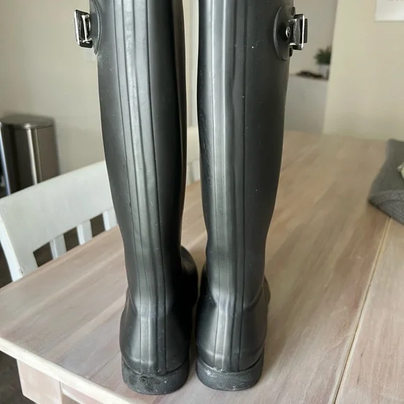 Hunter Boots - Picture 2 of 6